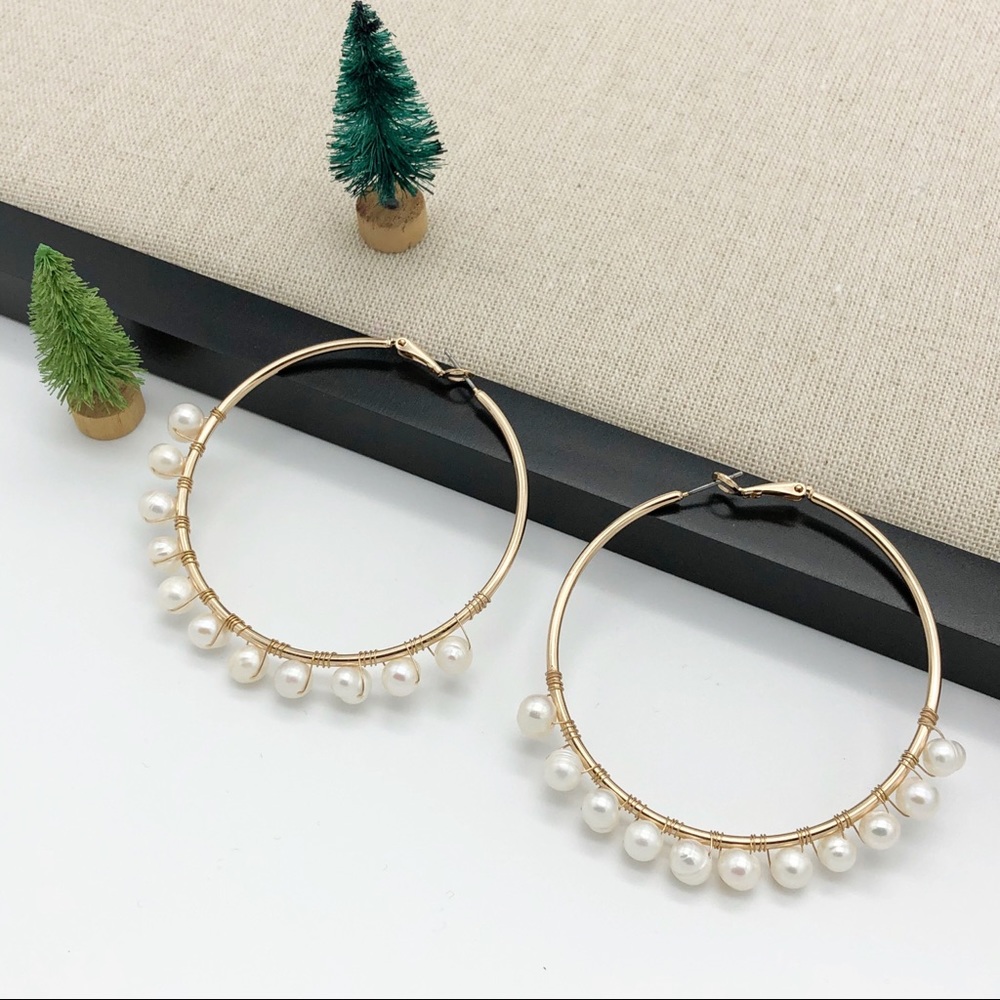 🌵4/25$ Taeyi | Gold Hoops Pearl Detailed Earrings